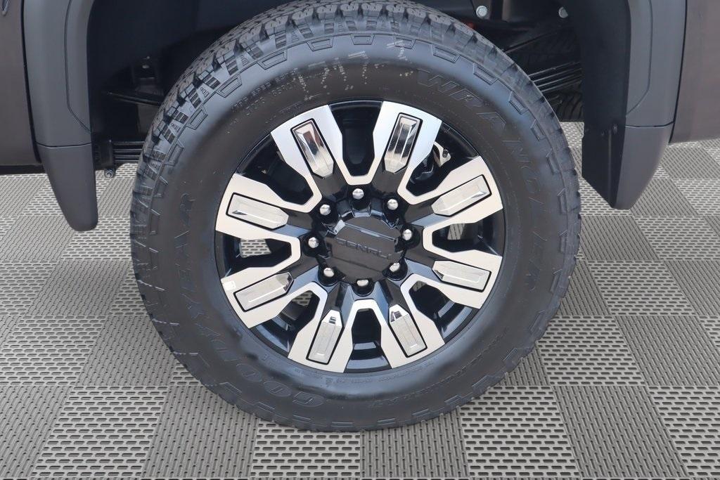 new 2025 GMC Sierra 2500 car, priced at $80,577