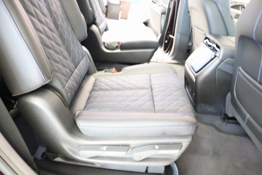 new 2025 Cadillac Escalade IQ car, priced at $135,780