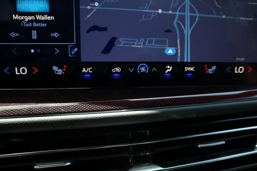new 2025 Chevrolet Traverse car, priced at $49,367