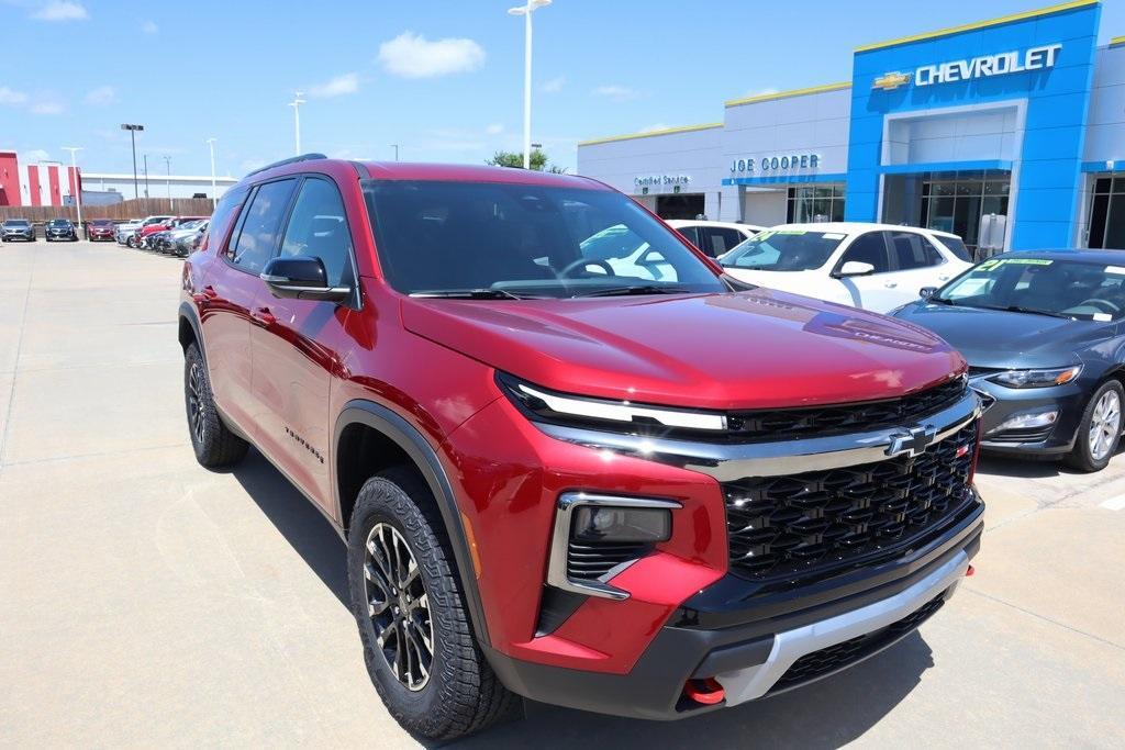 new 2025 Chevrolet Traverse car, priced at $49,367