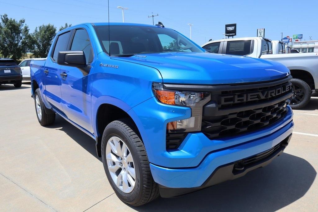 new 2025 Chevrolet Silverado 1500 car, priced at $40,681