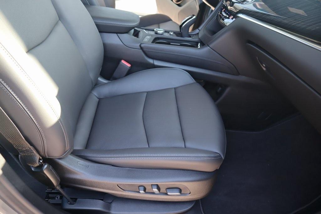 new 2025 Cadillac XT6 car, priced at $51,476