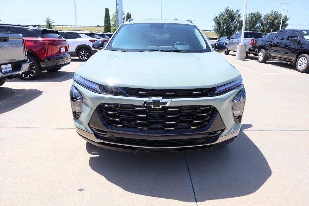 new 2025 Chevrolet Trax car, priced at $27,016