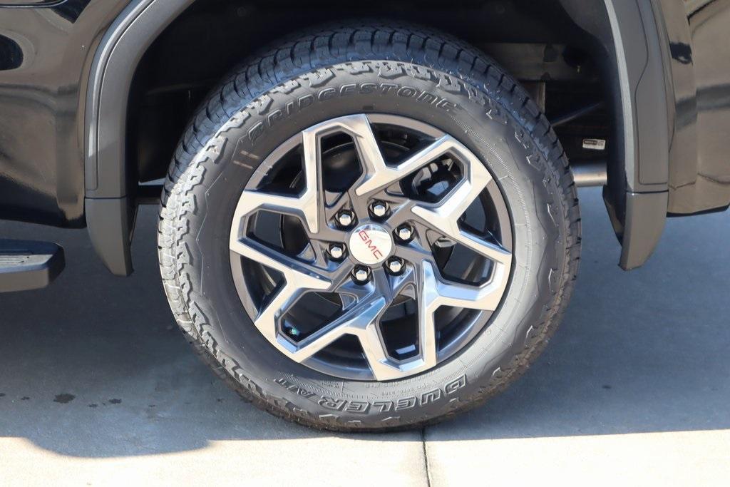 new 2025 GMC Sierra 1500 car, priced at $53,246