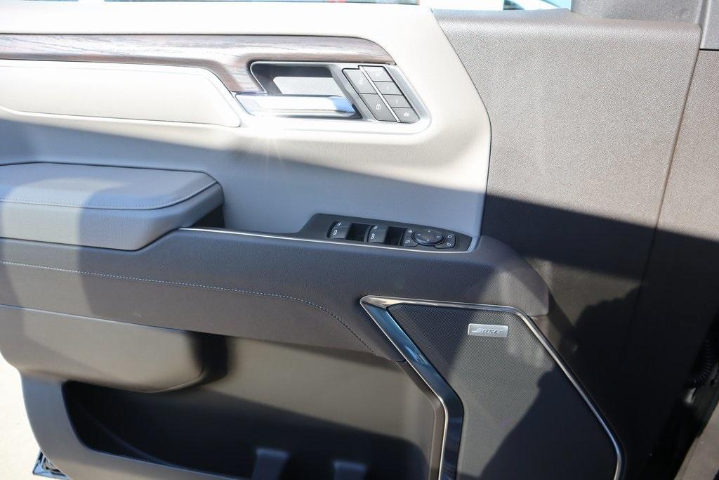 new 2025 GMC Sierra 1500 car, priced at $53,246