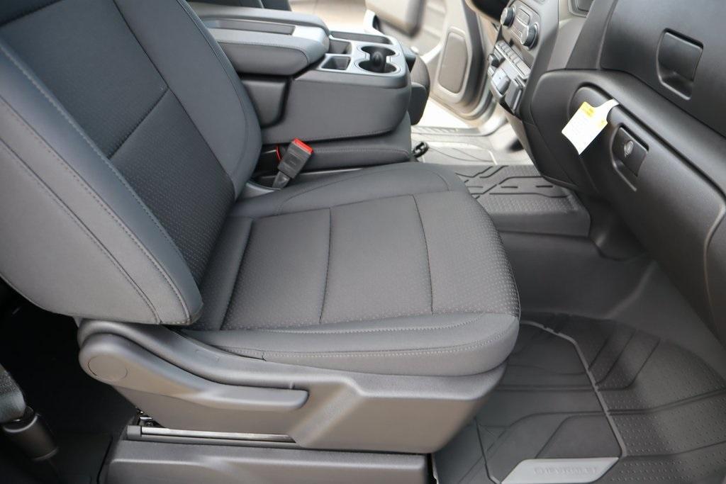 new 2025 Chevrolet Silverado 1500 car, priced at $38,381
