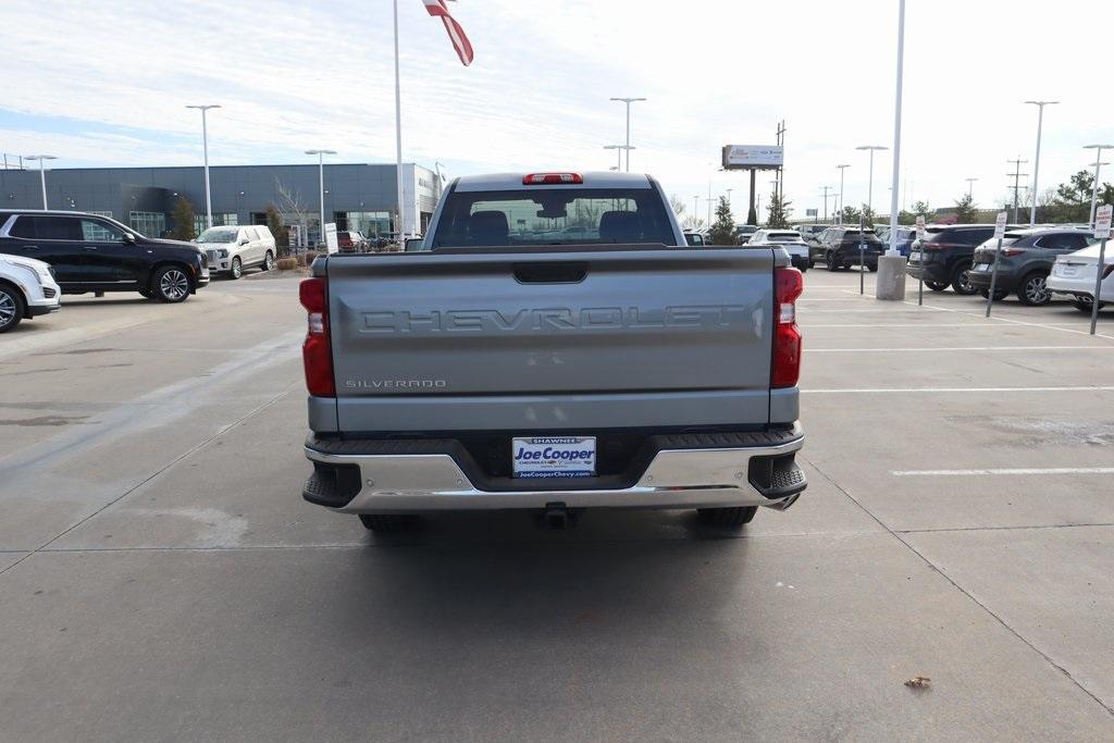 new 2025 Chevrolet Silverado 1500 car, priced at $38,381