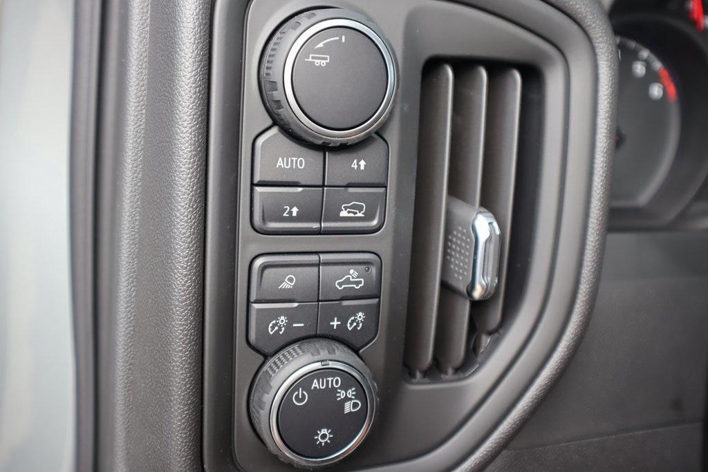 new 2025 Chevrolet Silverado 1500 car, priced at $38,381