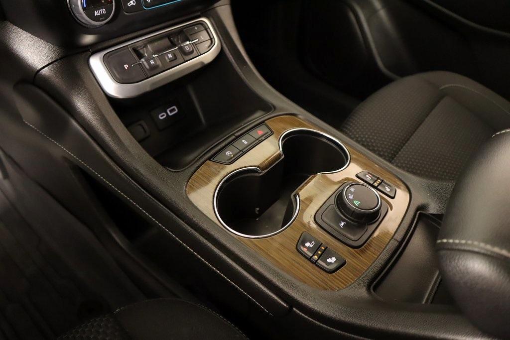 used 2023 GMC Acadia car, priced at $29,600