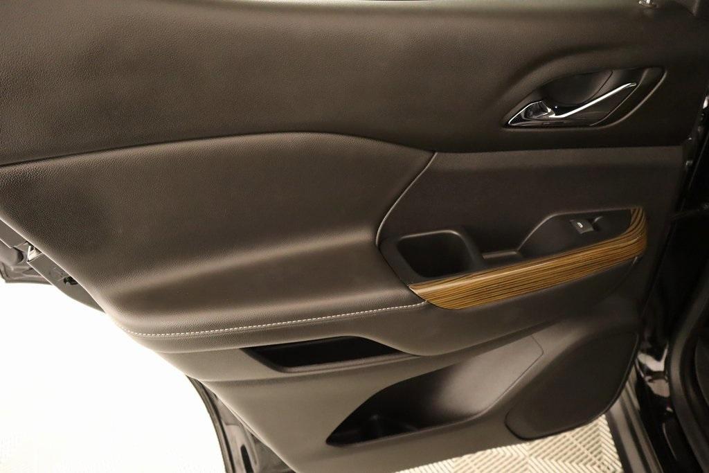 used 2023 GMC Acadia car, priced at $29,600