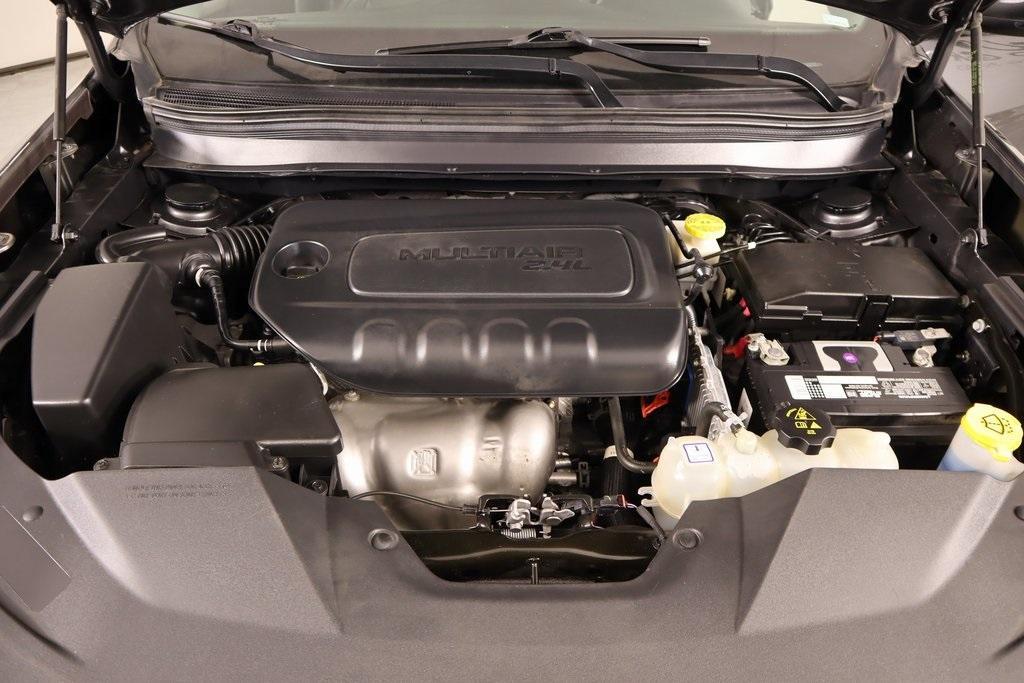 used 2023 Jeep Cherokee car, priced at $22,862