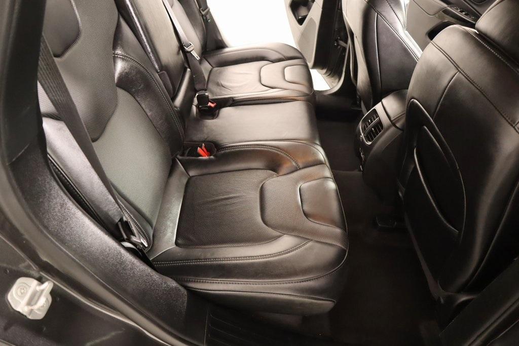 used 2023 Jeep Cherokee car, priced at $22,862