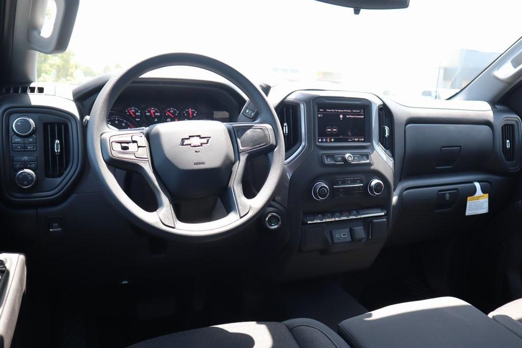 new 2025 Chevrolet Silverado 1500 car, priced at $40,326