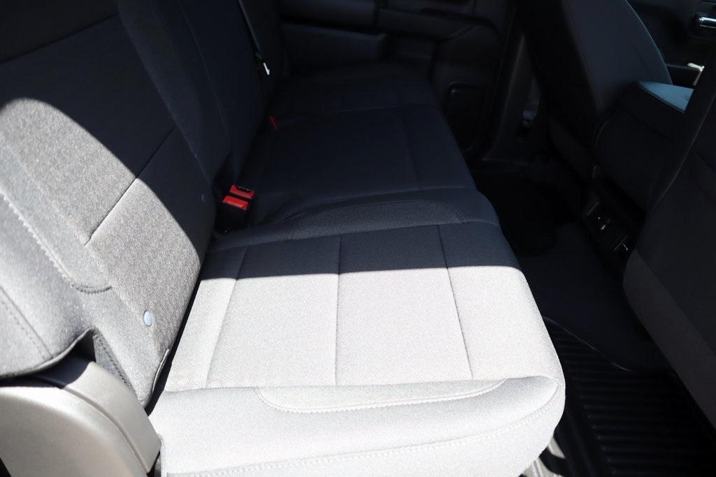 new 2025 Chevrolet Silverado 1500 car, priced at $40,326