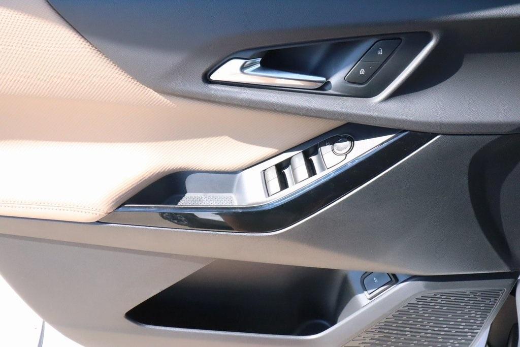 new 2026 Chevrolet Equinox car, priced at $38,251