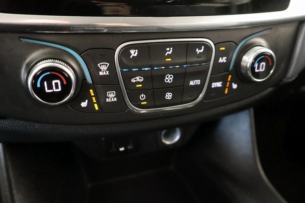 used 2020 Chevrolet Traverse car, priced at $23,390