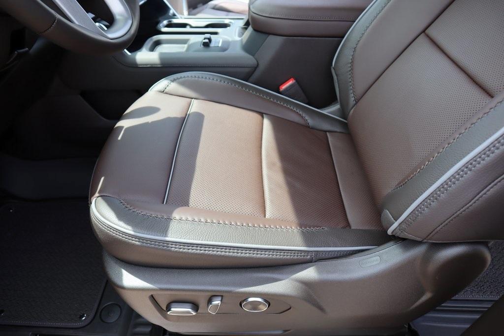 new 2025 GMC Sierra 2500 car, priced at $81,789