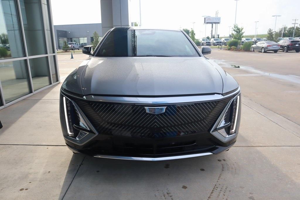 new 2025 Cadillac LYRIQ car, priced at $60,278