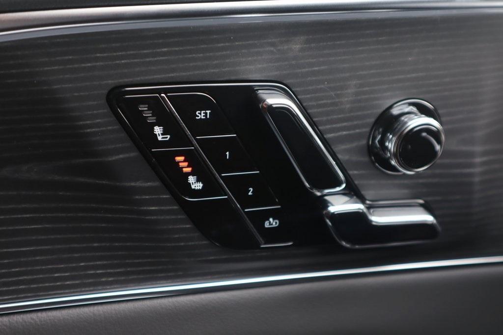 new 2025 Cadillac LYRIQ car, priced at $60,278