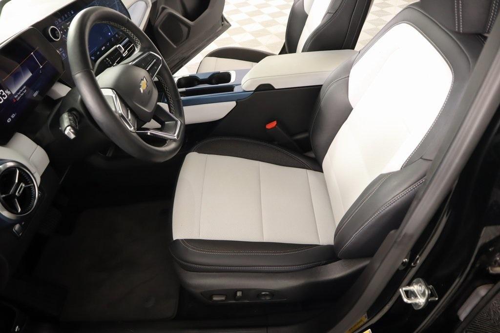 used 2024 Chevrolet Equinox EV car, priced at $28,906