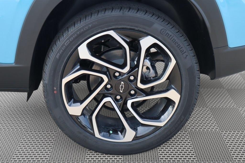 used 2025 Chevrolet Trax car, priced at $25,846