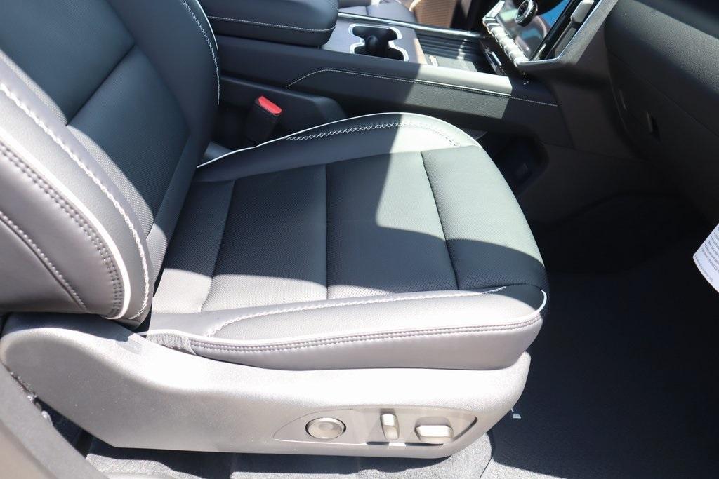 new 2025 GMC Acadia car, priced at $54,364