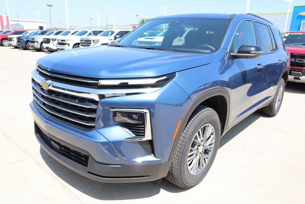 new 2025 Chevrolet Traverse car, priced at $39,639