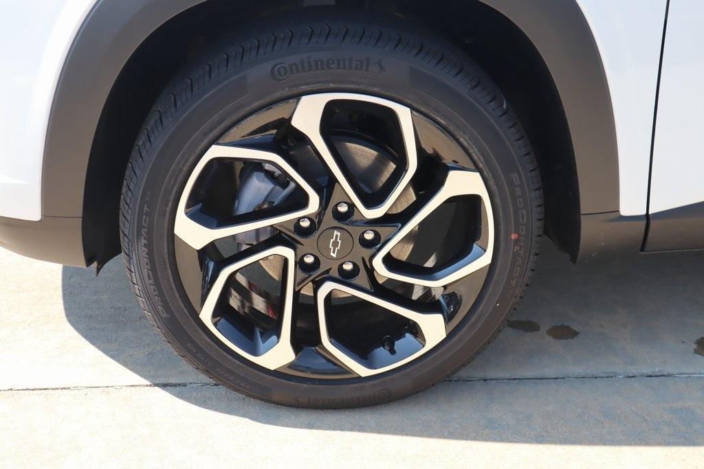 new 2025 Chevrolet Trax car, priced at $27,239