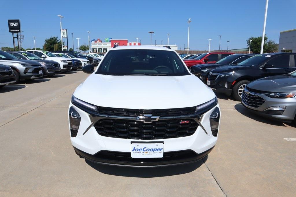 new 2025 Chevrolet Trax car, priced at $27,239
