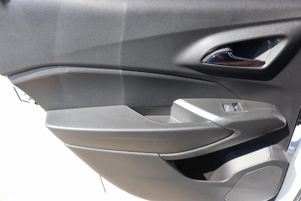 new 2025 Chevrolet Trax car, priced at $27,239