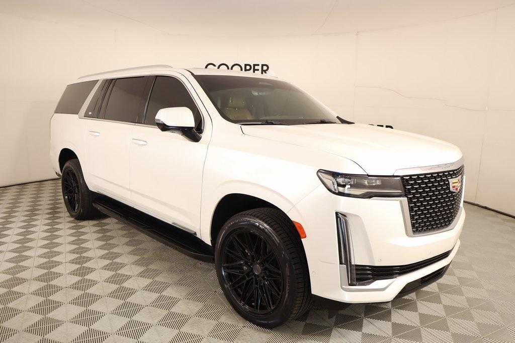used 2021 Cadillac Escalade ESV car, priced at $47,786