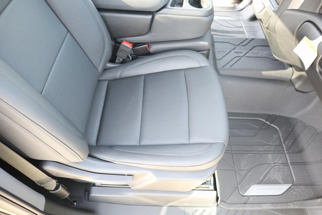 new 2025 Chevrolet Silverado 1500 car, priced at $36,093