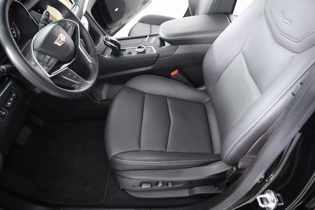 used 2024 Cadillac XT5 car, priced at $43,526