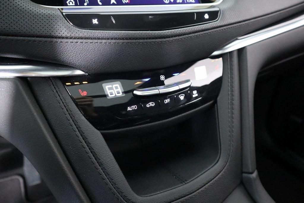used 2024 Cadillac XT5 car, priced at $43,526