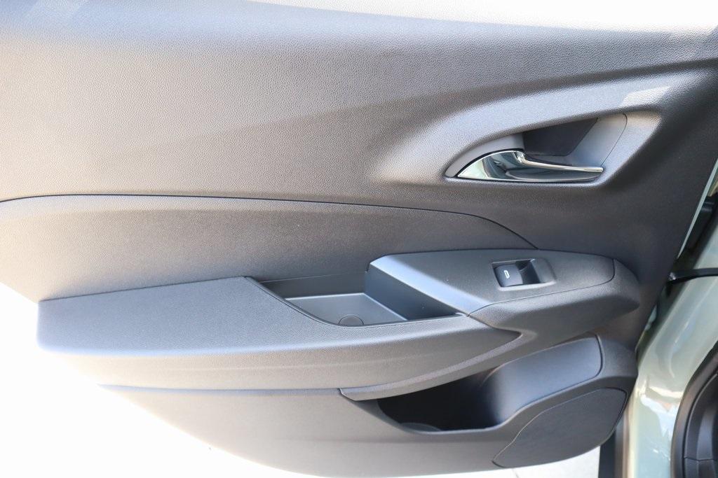 new 2026 Chevrolet Trax car, priced at $27,153