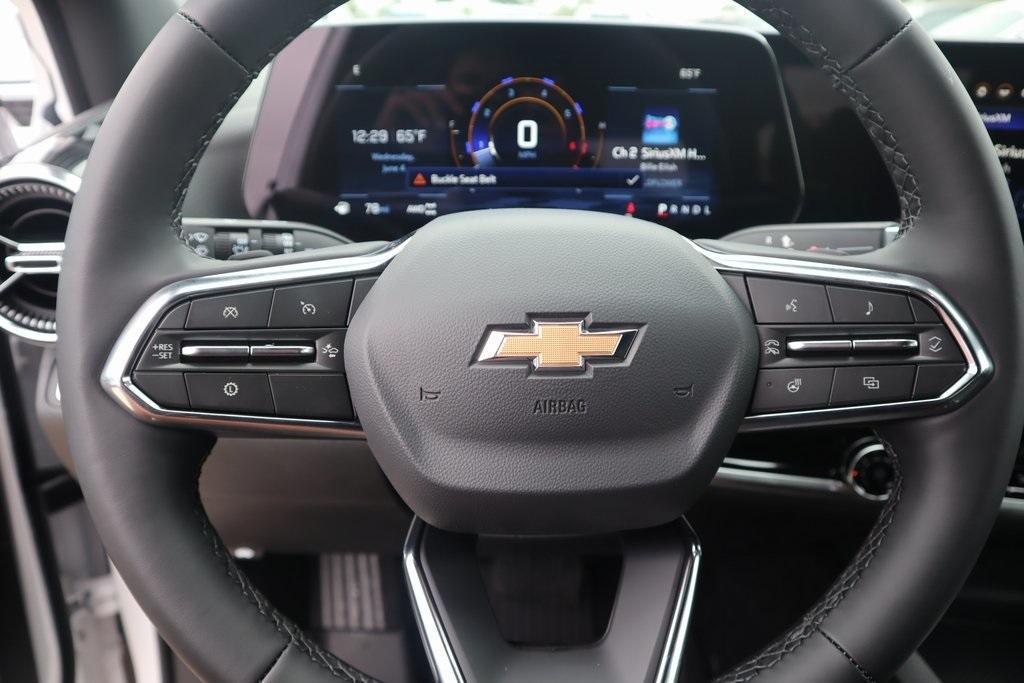 new 2026 Chevrolet Equinox car, priced at $31,245