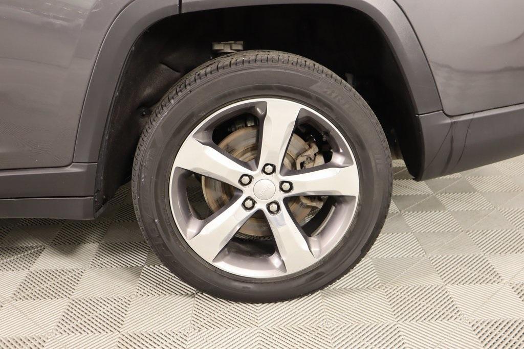 used 2022 Jeep Grand Cherokee L car, priced at $30,929