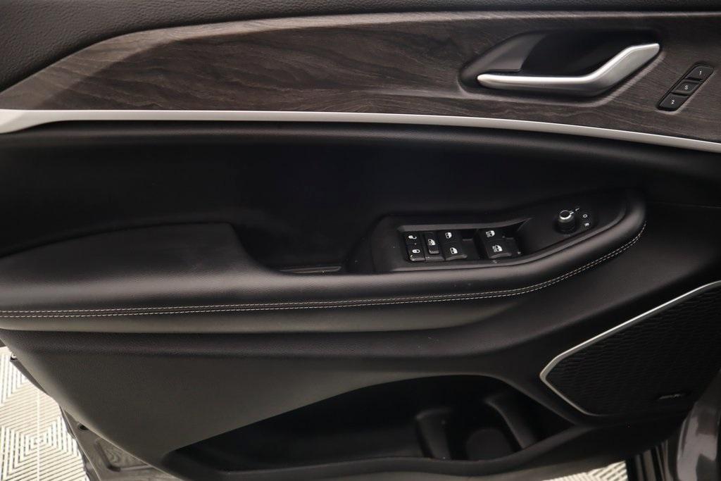 used 2022 Jeep Grand Cherokee L car, priced at $30,929