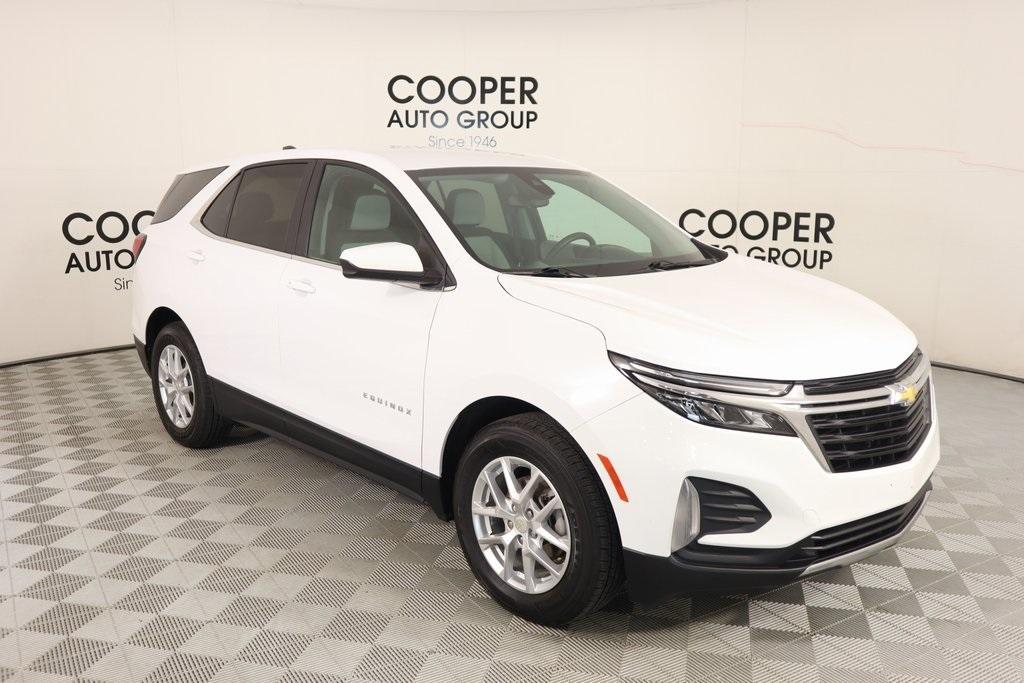 used 2022 Chevrolet Equinox car, priced at $21,337