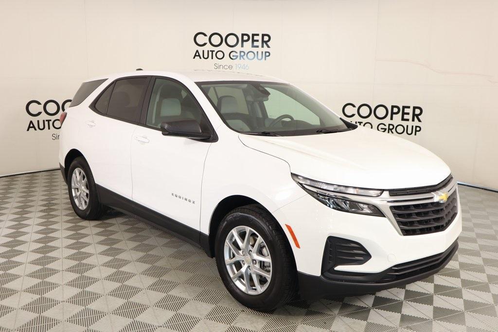 used 2024 Chevrolet Equinox car, priced at $21,996