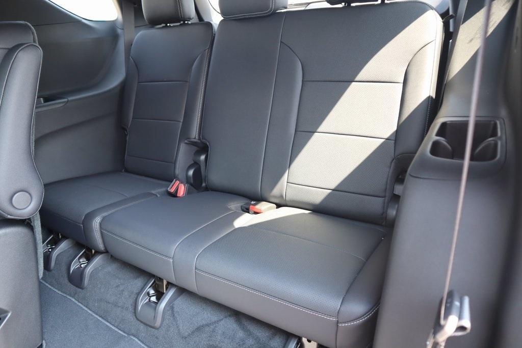 new 2026 Chevrolet Traverse car, priced at $41,765