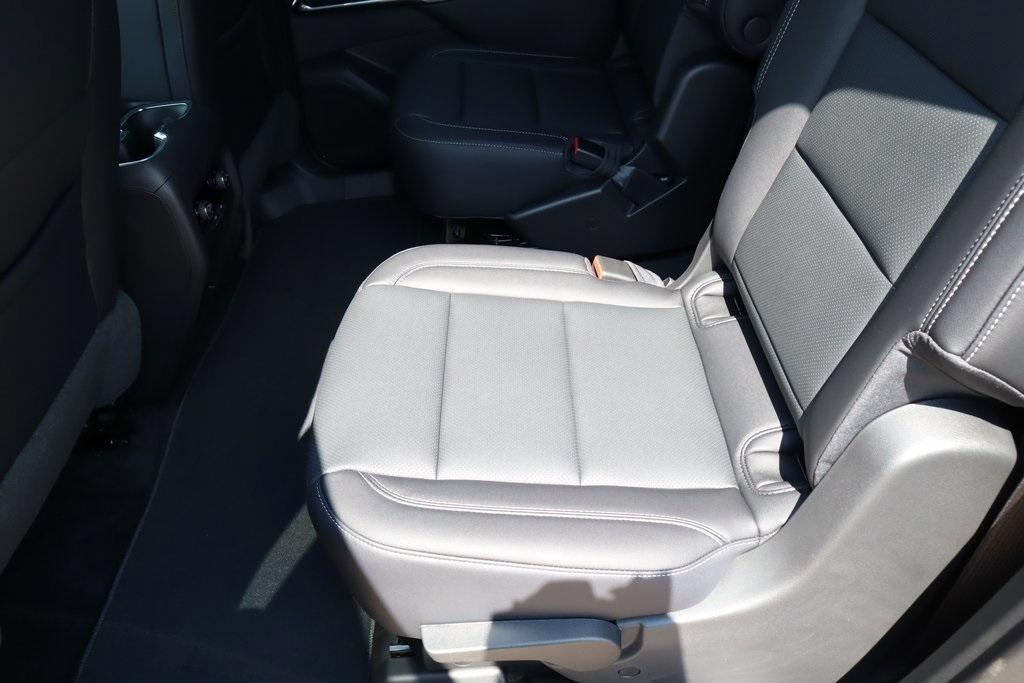 new 2026 Chevrolet Traverse car, priced at $41,765