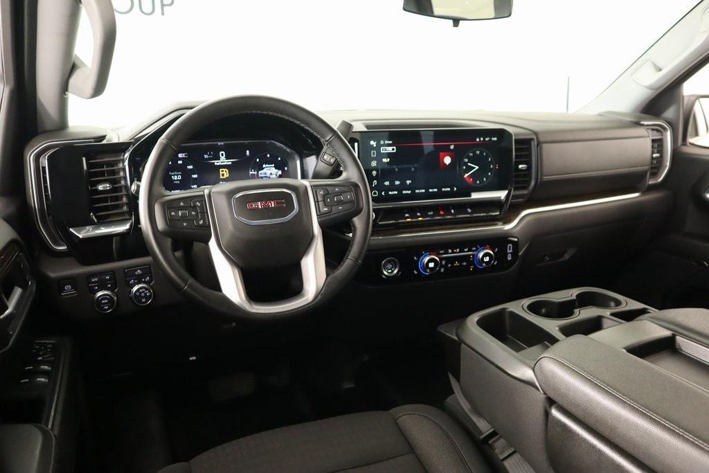 used 2024 GMC Sierra 1500 car, priced at $50,999