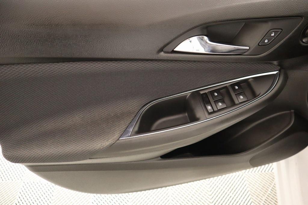 used 2018 Chevrolet Cruze car, priced at $9,899