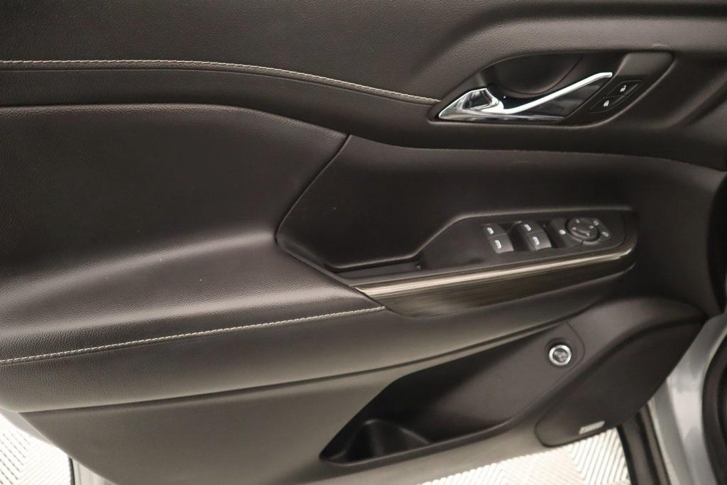 used 2023 GMC Acadia car, priced at $24,071