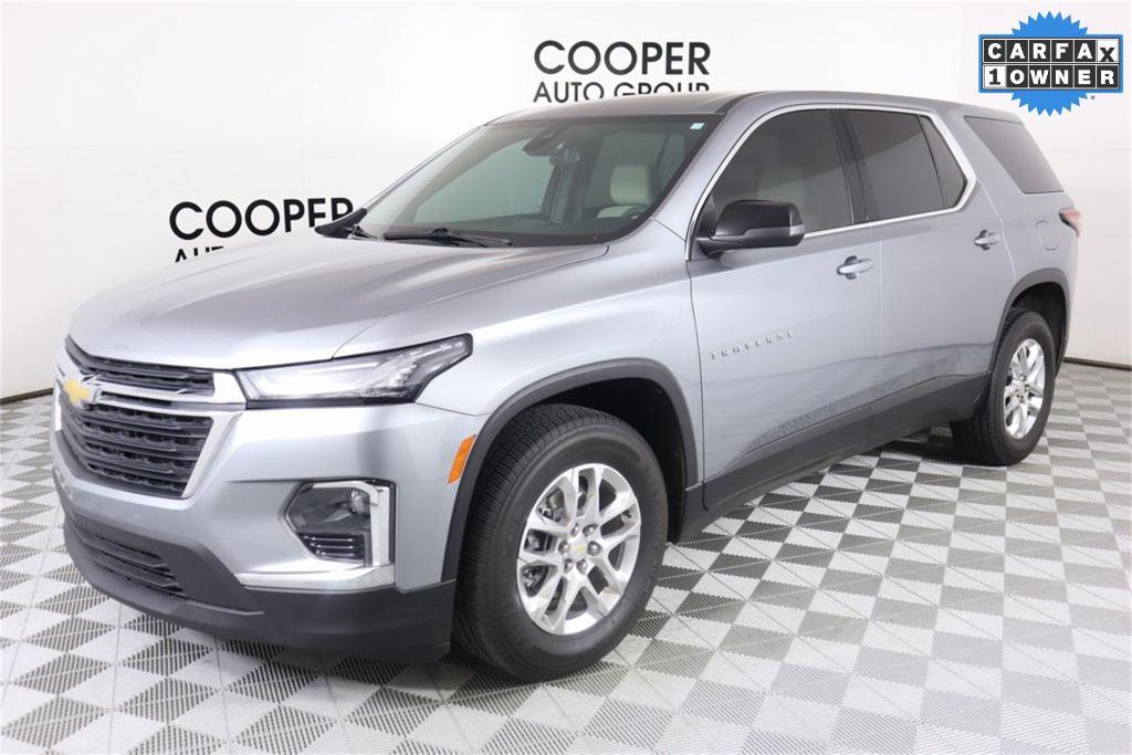 used 2023 Chevrolet Traverse car, priced at $22,587