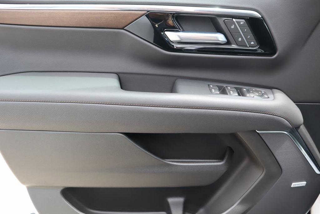 new 2025 Chevrolet Tahoe car, priced at $95,045