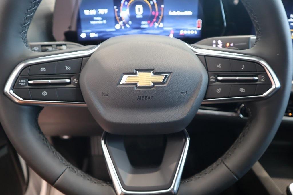 new 2026 Chevrolet Equinox car, priced at $29,403