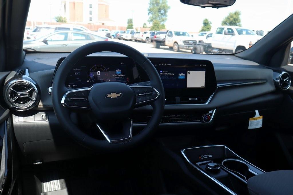 new 2026 Chevrolet Equinox car, priced at $31,077