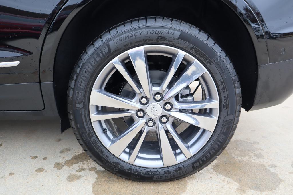 new 2025 Cadillac XT5 car, priced at $52,119